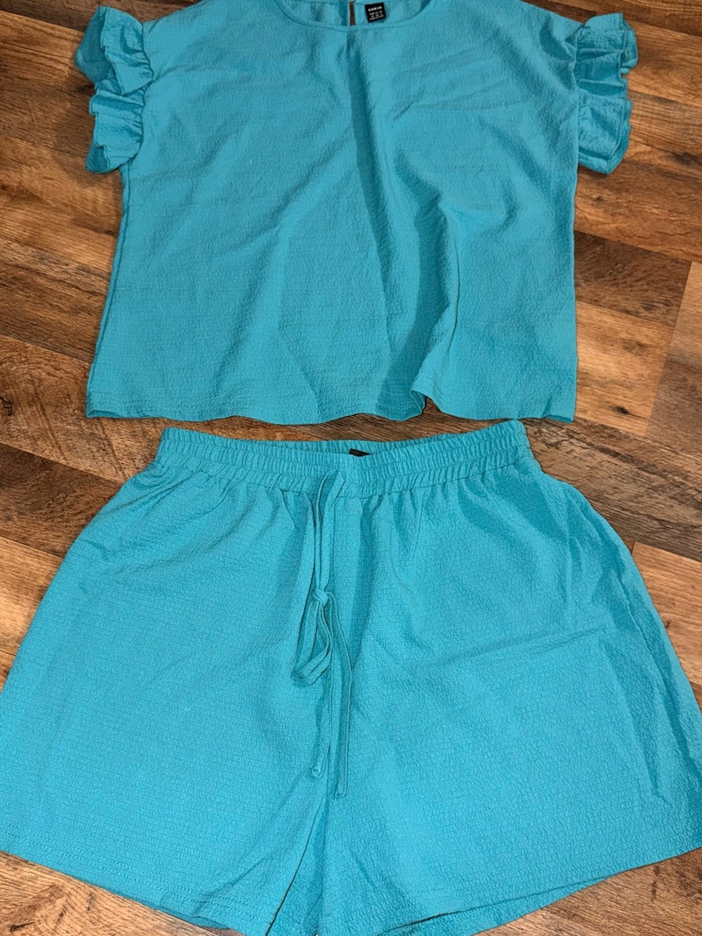 Turquoise Two-Piece Ruffle Sleeve Top & Shorts Set